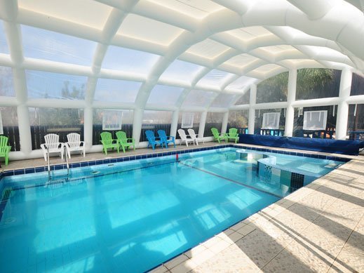 המעיינות הקסומים